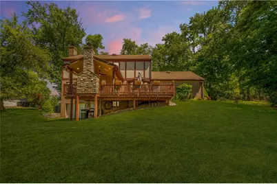260 Chapel Dr, Elizabeth Twp/Boro, PA 15037 - Photo 2