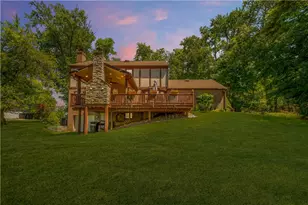 260 Chapel Dr, Elizabeth Twp/Boro, PA 15037 - Photo 2