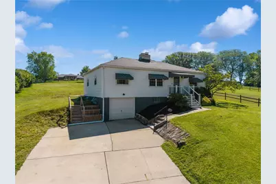 1221 Clay Pike, North Huntingdon, PA 15642 - Photo 2