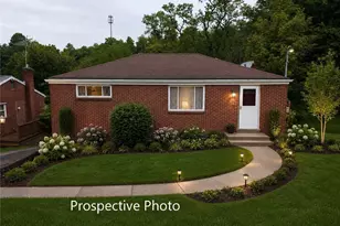 123 Broadlawn Dr, Elizabeth Twp/Boro, PA 15037 - Photo 2