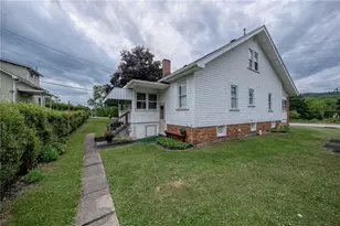 412 Old Zelienople Rd, Franklin Township, PA 16117 - Photo 30
