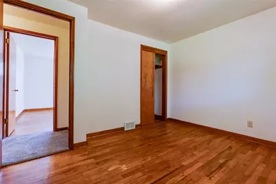 631 Charlotte Dr, Pittsburgh, PA 15236 - Photo 24