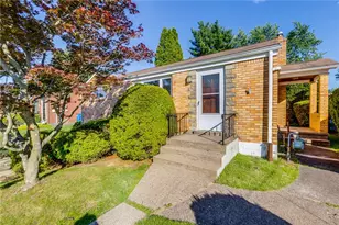 631 Charlotte Dr, Pittsburgh, PA 15236 - Photo 4