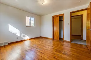 631 Charlotte Dr, Pittsburgh, PA 15236 - Photo 18