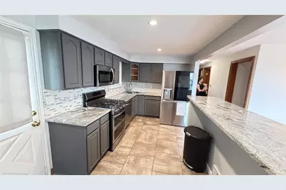 2972 Ruthwood Ave, Pittsburgh, PA 15227 - Photo 6