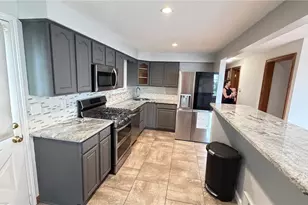2972 Ruthwood Ave, Pittsburgh, PA 15227 - Photo 6