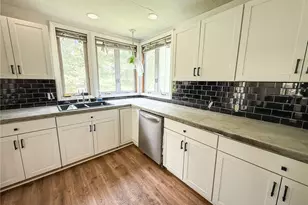 306 Meridian Rd, Twp of But NW, PA 16001 - Photo 16