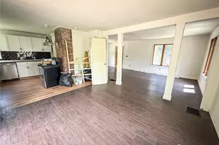 306 Meridian Rd, Twp of But NW, PA 16001 - Photo 12