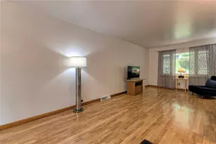 2555 Warren Rd, White Township, PA 15701 - Photo 6