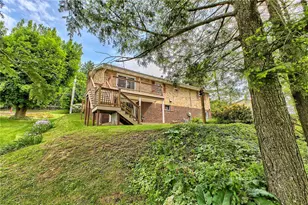 2555 Warren Rd, White Township, PA 15701 - Photo 32