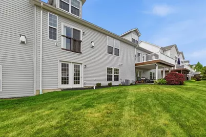 306 Trafalgar Sq, Cranberry Township, PA 16066 - Photo 34