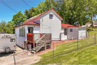 1407 Kirk St, Dunbar Township, PA 15425 - Photo 2