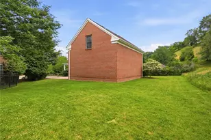 1219 Fairstead Ln, Pittsburgh, PA 15217 - Photo 42