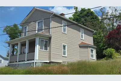 104 Railroad St, McDonald, PA 15057 - Photo 2