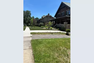 240 Parkway Drive, Pittsburgh, PA 15228 - Photo 24