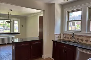 240 Parkway Dr, Pittsburgh, PA 15228 - Photo 12