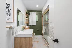 328 Thompson Run Rd, Pittsburgh, PA 15237 - Photo 16