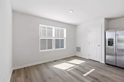309 Arden Dr, Lancaster Township, PA 16037 - Photo 10