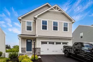309 Arden Dr, Lancaster Township, PA 16037 - Photo 4