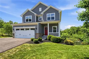 1001 Blackhawk Dr, Middlesex Township, PA 16059 - Photo 2