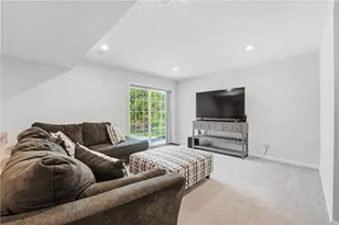 1001 Blackhawk Dr, Middlesex Township, PA 16059 - Photo 32