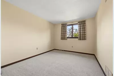 2828 Bingham Dr, Pittsburgh, PA 15241 - Photo 24