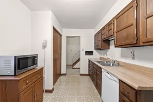2828 Bingham Dr, Pittsburgh, PA 15241 - Photo 16