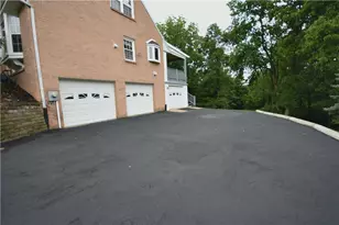 1733 Hathaway Ln, Pittsburgh, PA 15241 - Photo 34