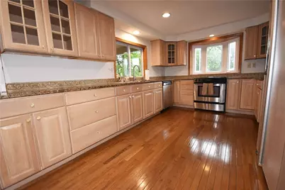 1733 Hathaway Ln, Pittsburgh, PA 15241 - Photo 16