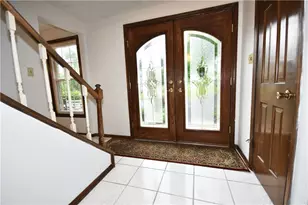 1733 Hathaway Ln, Pittsburgh, PA 15241 - Photo 4