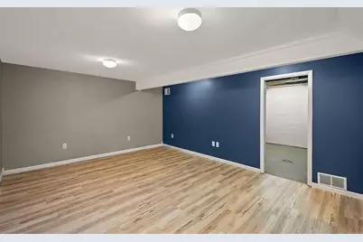 624 Fort Couch Rd, Pittsburgh, PA 15241 - Photo 22