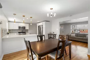 4311 Glen Lytle Rd, Pittsburgh, PA 15217 - Photo 8