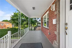 4311 Glen Lytle Rd, Pittsburgh, PA 15217 - Photo 2