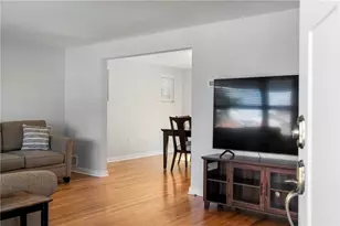 4311 Glen Lytle Rd, Pittsburgh, PA 15217 - Photo 6