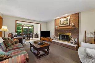 306 Hillcrest Dr, Cranberry Township, PA 16066 - Photo 16
