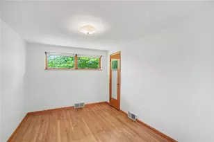 906 Bridge Ave, Hempfield Township, PA 15601 - Photo 16