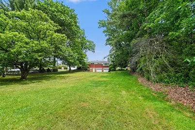 906 Bridge Ave, Hempfield Township, PA 15601 - Photo 30
