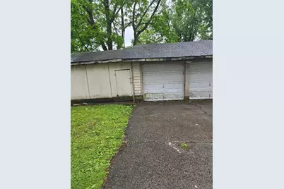 615 Morgantown Road, South Union Township, PA 15401 - Photo 6