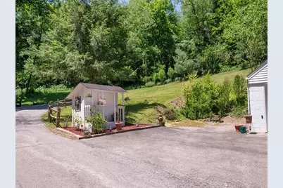 2951 Phillips Drive, Lower Burrell, PA 15068 - Photo 6