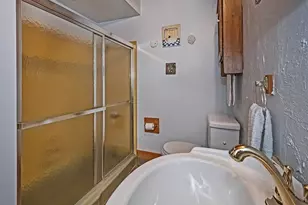 2951 Phillips Dr, Lower Burrell, PA 15068 - Photo 38