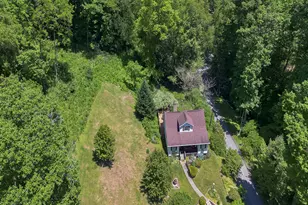 2951 Phillips Dr, Lower Burrell, PA 15068 - Photo 16