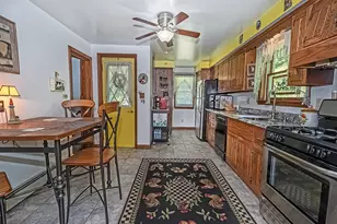 2951 Phillips Dr, Lower Burrell, PA 15068 - Photo 20