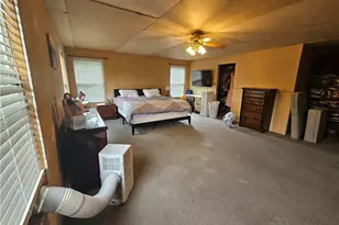 1110 Sunrise Dr, Neshannock Township, PA 16105 - Photo 10