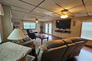 1110 Sunrise Dr, Neshannock Township, PA 16105 - Photo 8