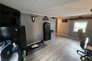 1110 Sunrise Dr, Neshannock Township, PA 16105 - Photo 16