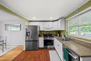 1431 Overdale Dr, West Homestead, PA 15120 - Photo 14