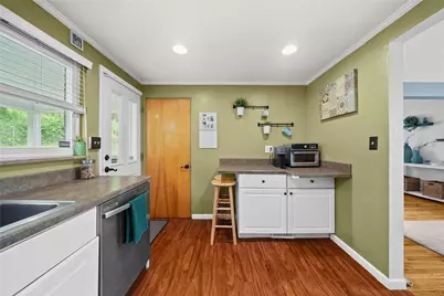 1431 Overdale Dr, West Homestead, PA 15120 - Photo 16