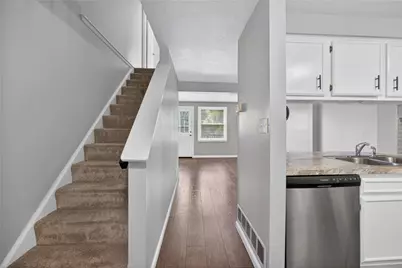 282 Scott Ln, Peters Township, PA 15367 - Photo 6
