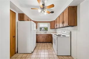 4315 Frank St, Pittsburgh, PA 15227 - Photo 12