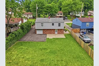 5255 Elmwood Dr, Pittsburgh, PA 15227 - Photo 2